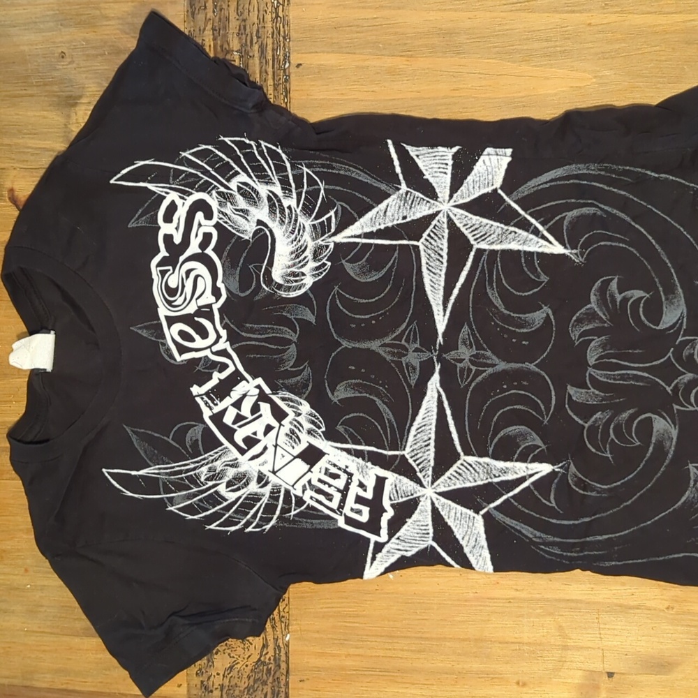 Women's fearless tee